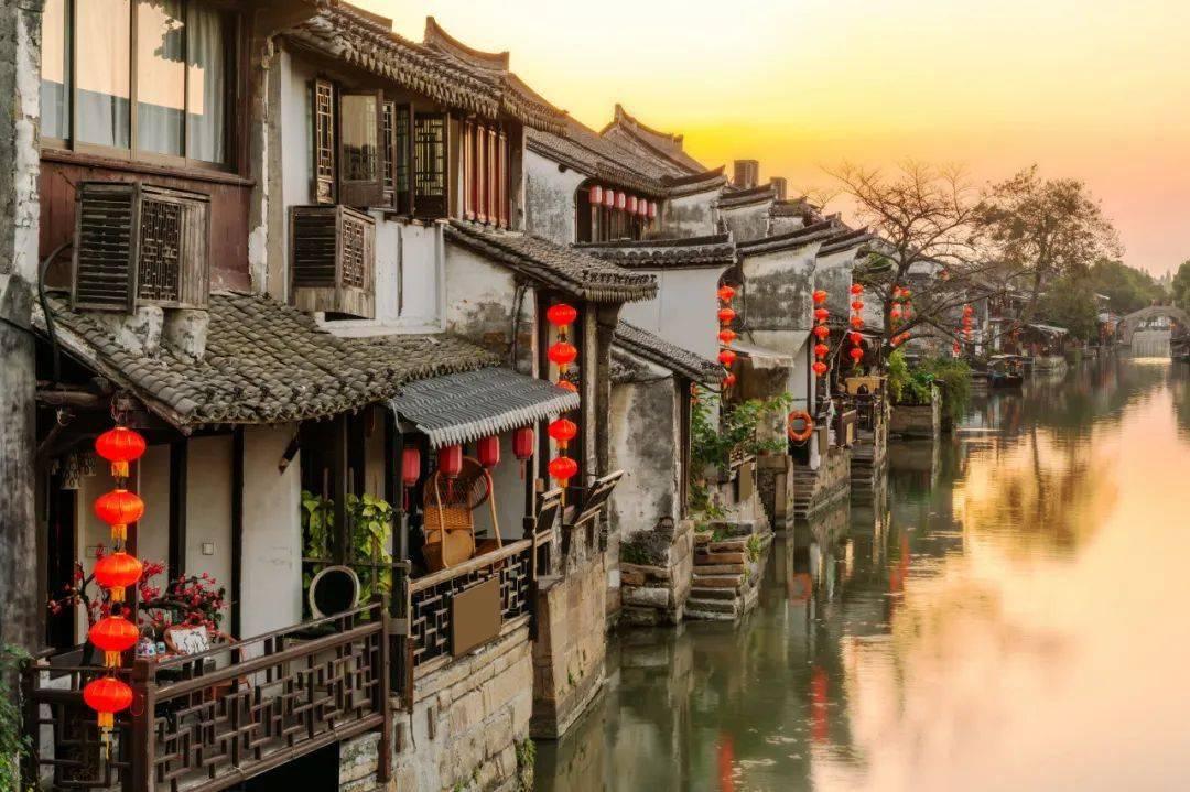 洛阳新区体育场容纳多少人游戏画面